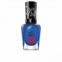 nail polish Sally Hansen...